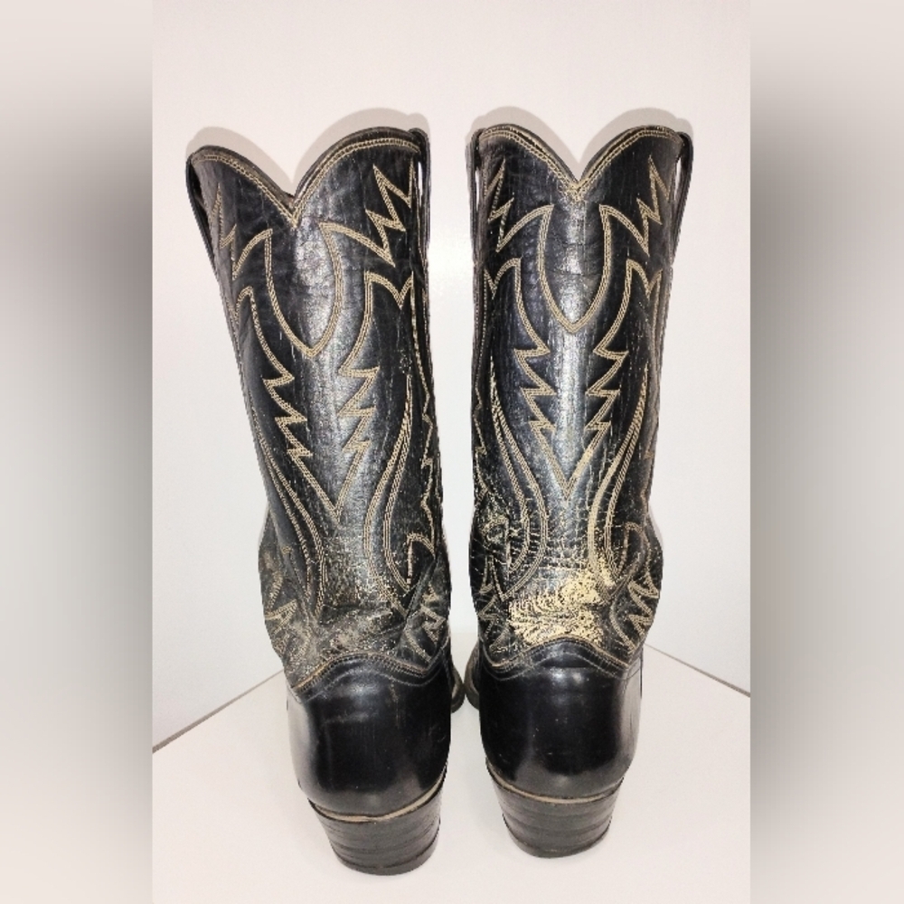 VINTAGE JUSTIN COWBOY BOOTS - Picture 4 of 13
